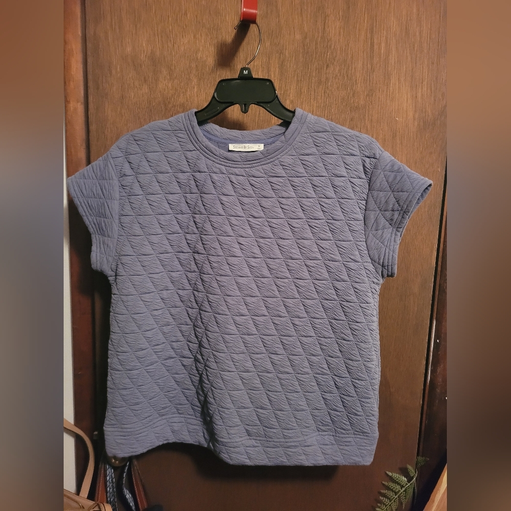 See and Be Seen Black Quilted cap sleeves Sz M